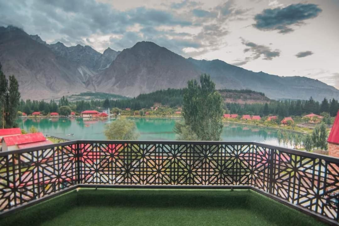 Tibet Hotel Скарду Экстерьер фото