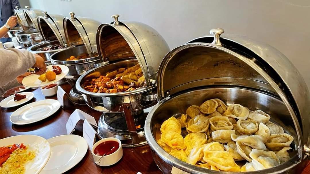 Tibet Hotel Скарду Экстерьер фото