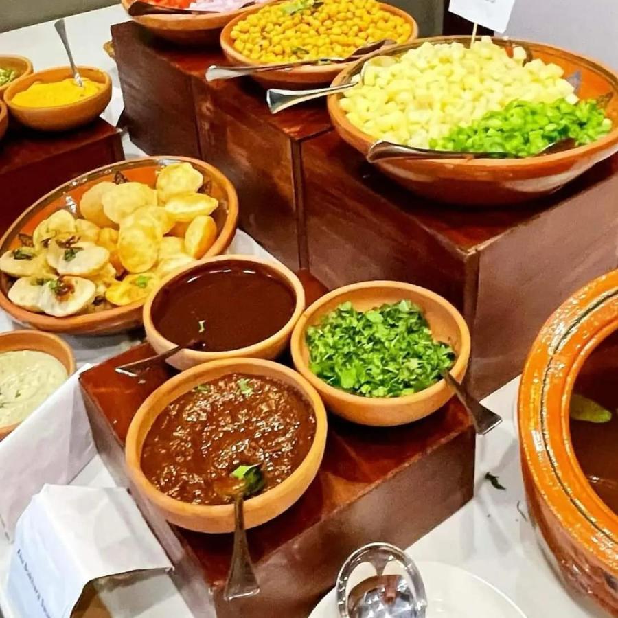 Tibet Hotel Скарду Экстерьер фото